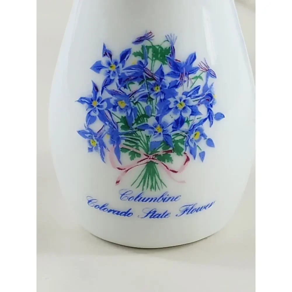 Columbine Flower Lavender Salt & Pepper Shakers 3